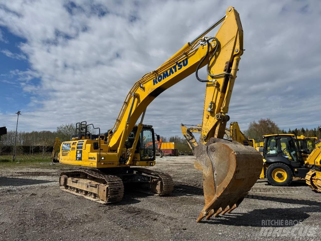 Komatsu HB365LC-3E0 대형 굴삭기 29톤 이상