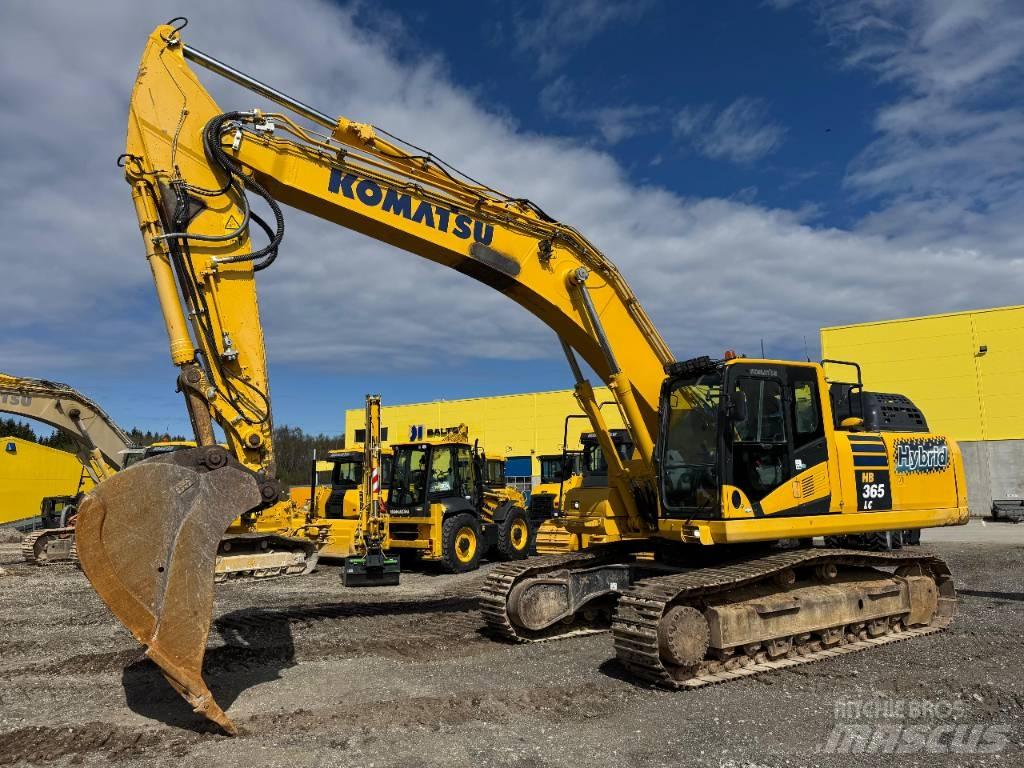 Komatsu HB365LC-3E0 대형 굴삭기 29톤 이상