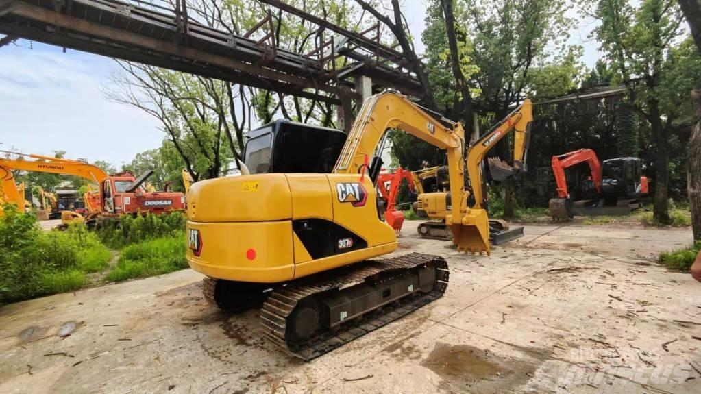 CAT 307 대형 굴삭기 29톤 이상
