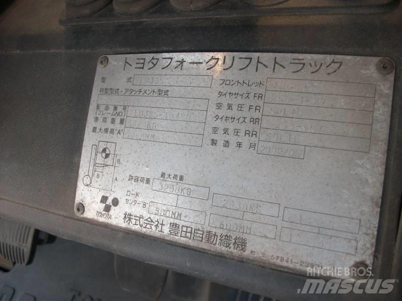 Toyota 7 FDJ 35 디젤 지게차