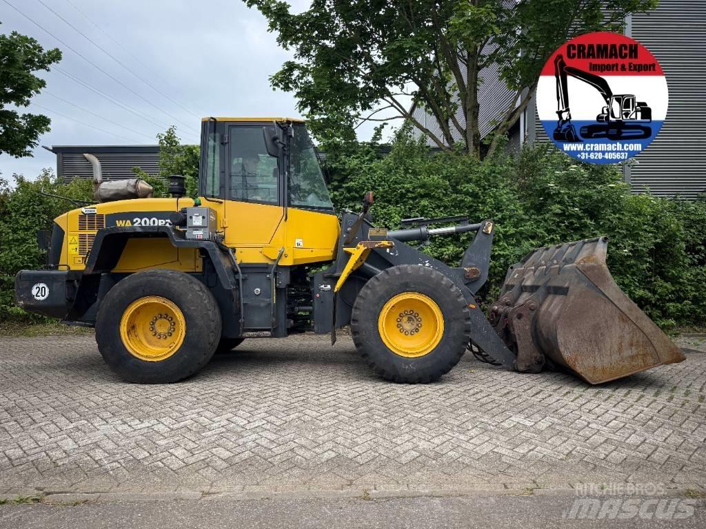 Komatsu WA 200 PZ-6  휠로우더