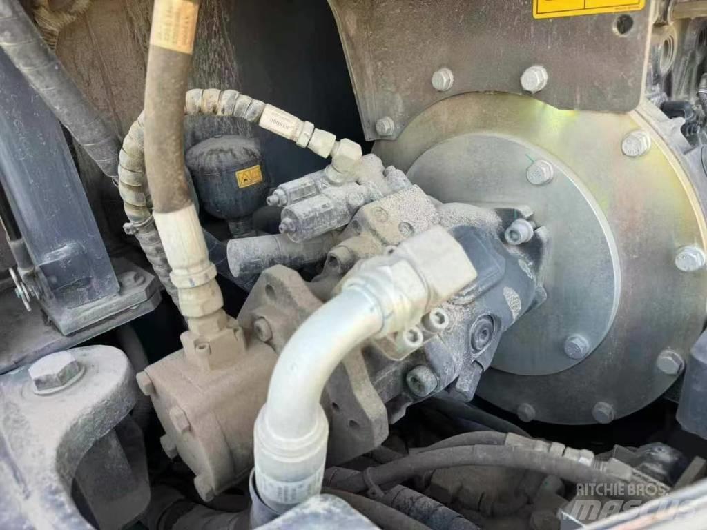Doosan DX60W  휠 굴삭기