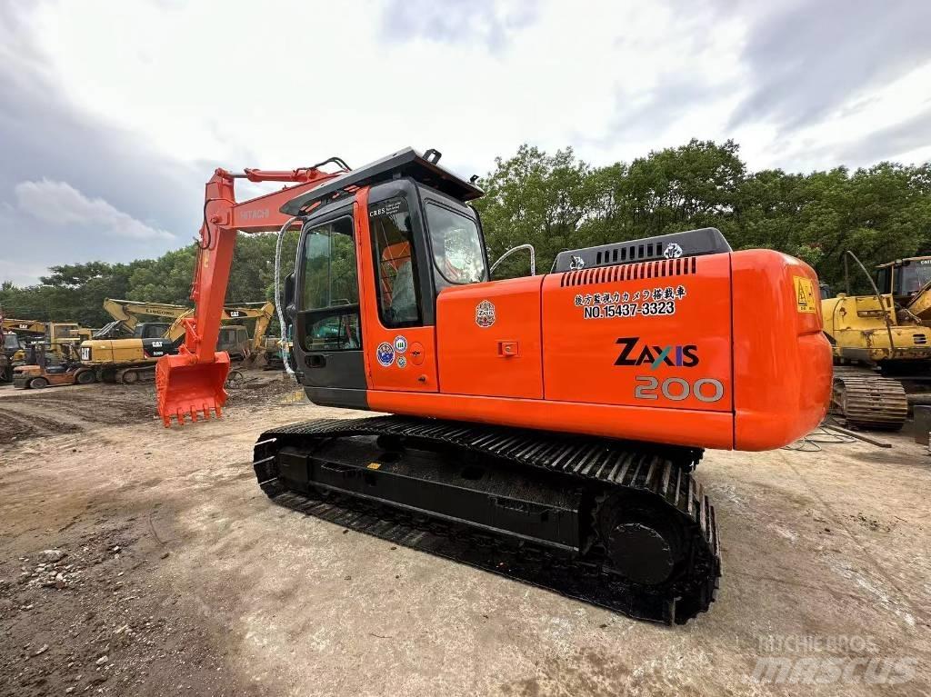 Hitachi ZX200 대형 굴삭기 29톤 이상