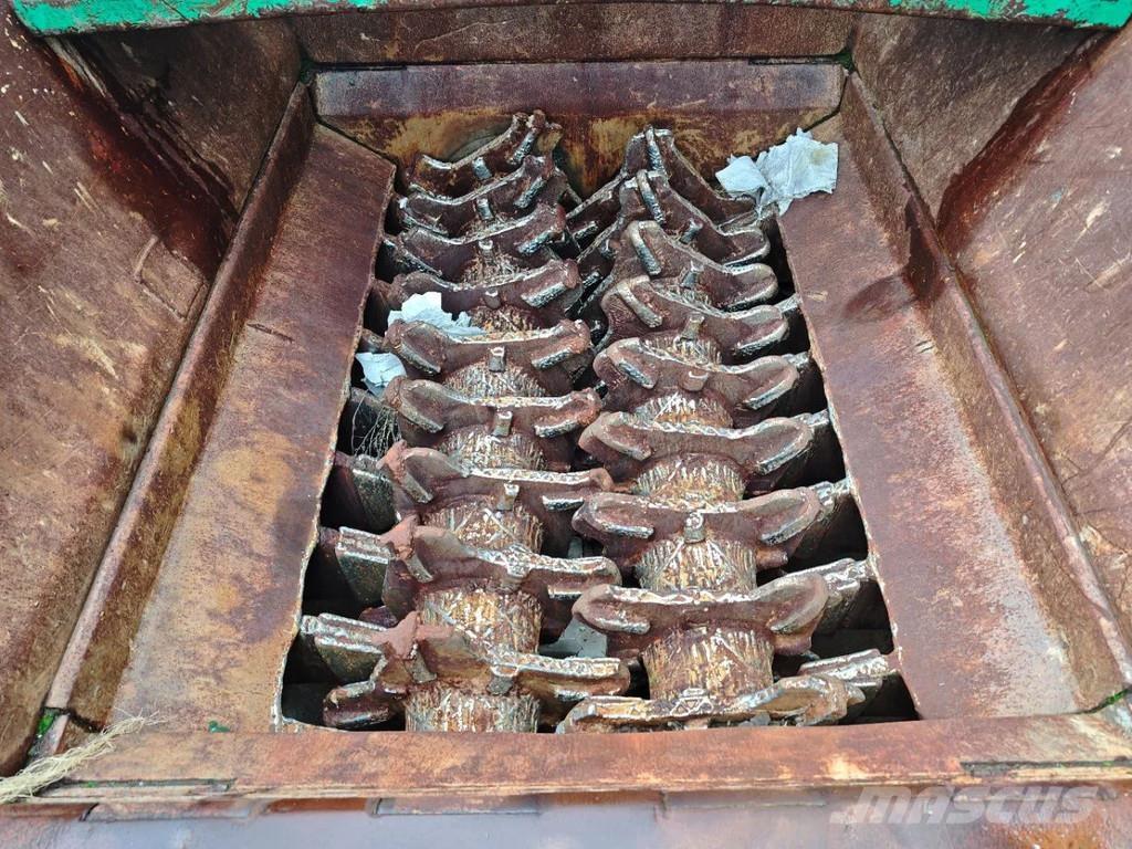 Haas 700x2000 폐기물 분쇄기