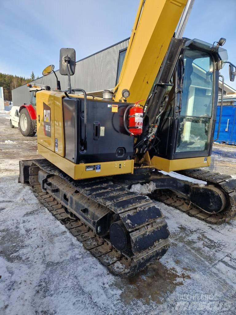 CAT 307.5 중형굴삭기 7톤-28톤