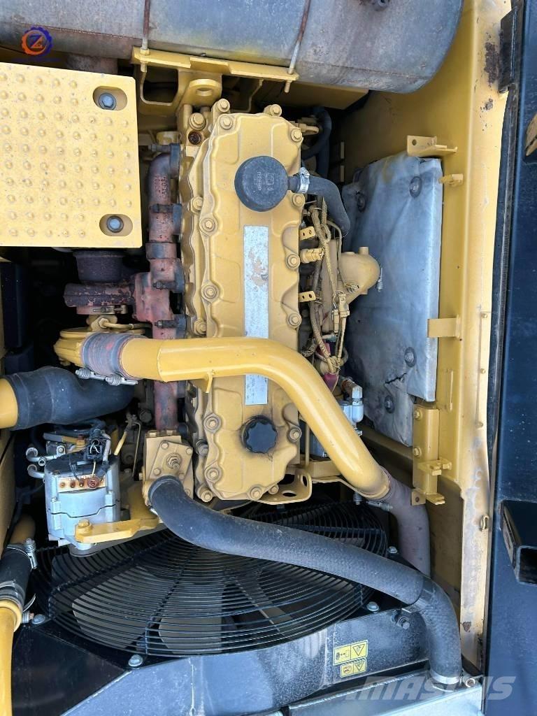 CAT 326 D 대형 굴삭기 29톤 이상