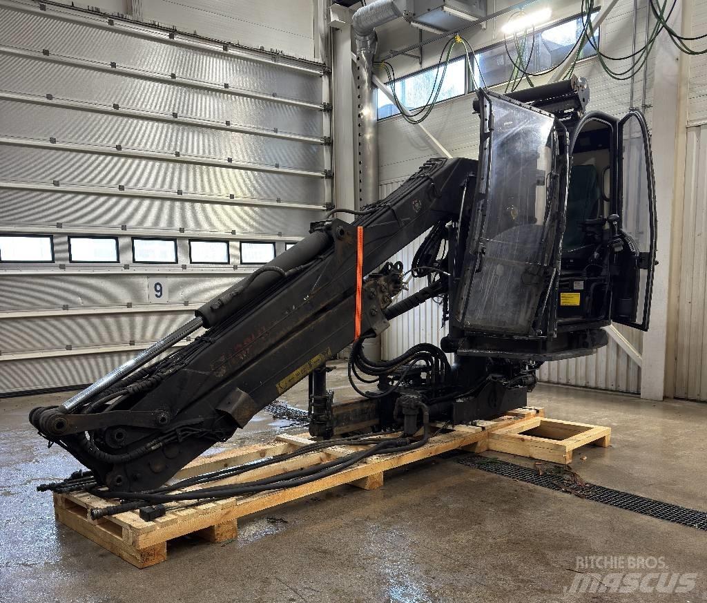 Loglift 118 S T 목재 크레인