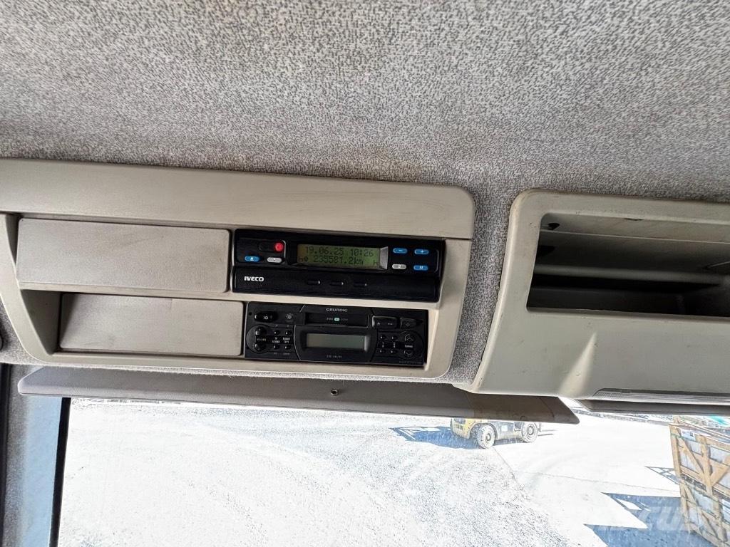 Iveco 180E 28 덤프 트럭