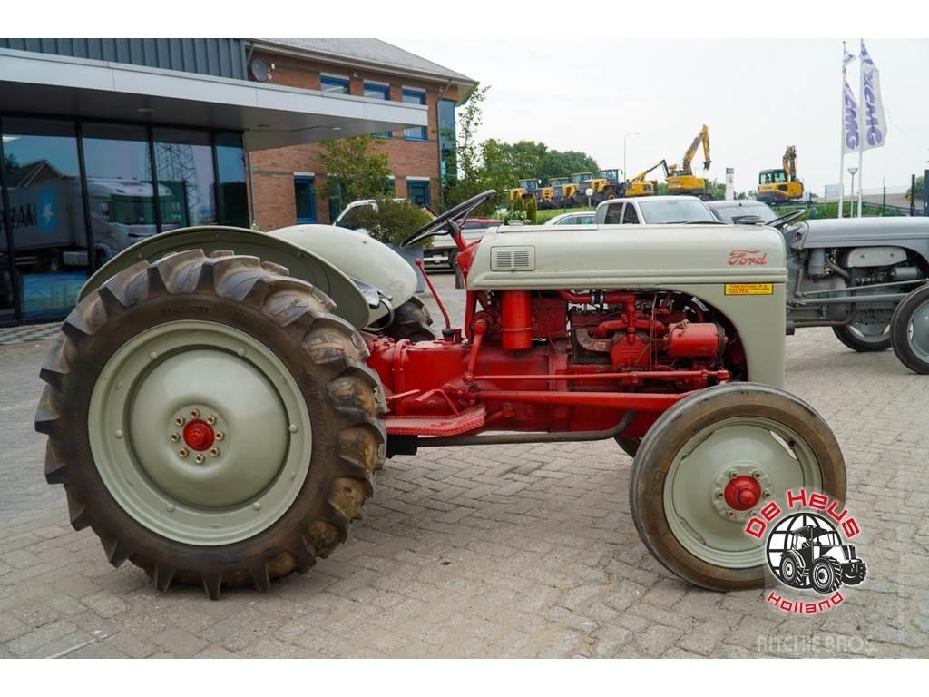Ford Dearborn 트랙터