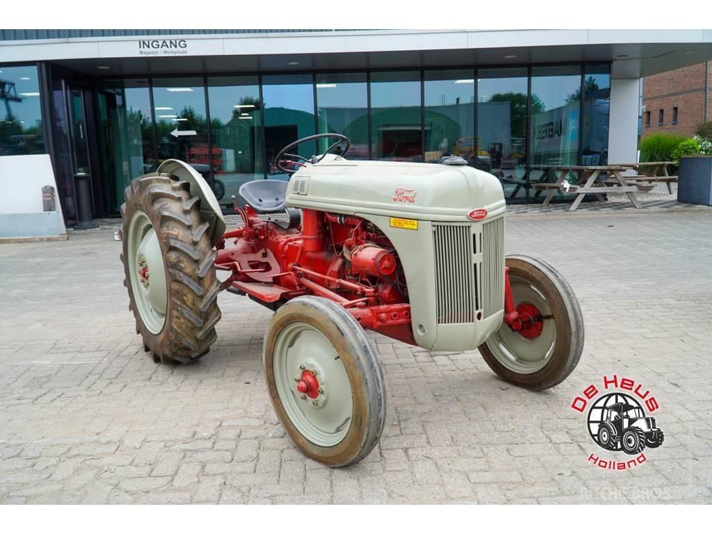Ford Dearborn 트랙터