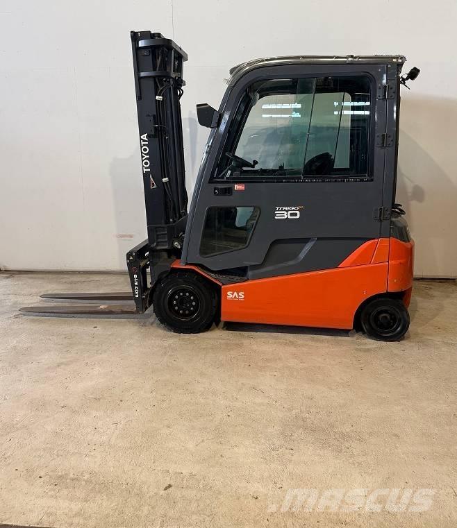 Toyota truck 8FBMT30 전동 지게차