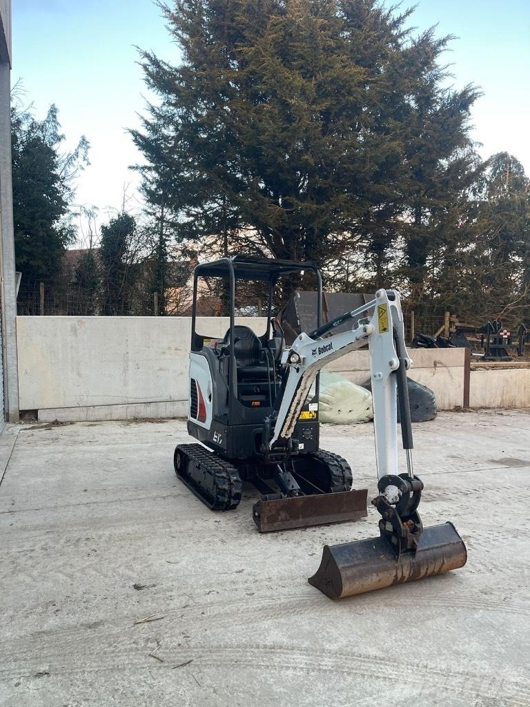 Bobcat E 17 소형 굴삭기 7톤 미만
