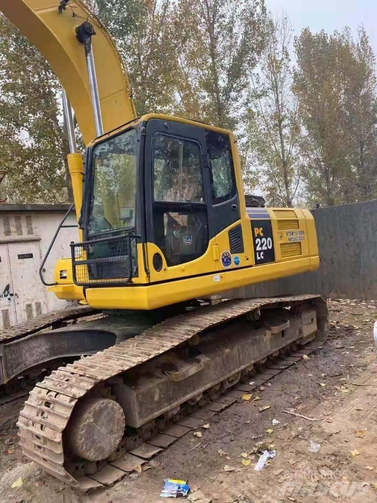 Komatsu pc220-8 대형 굴삭기 29톤 이상