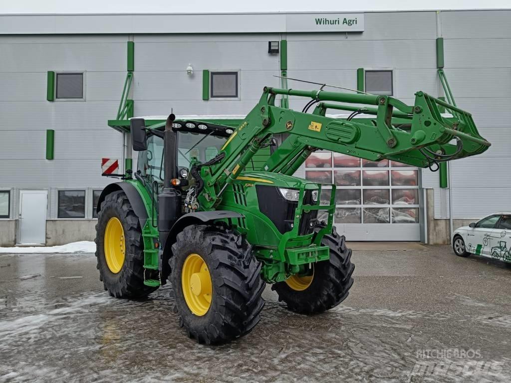John Deere 6215 R 트랙터