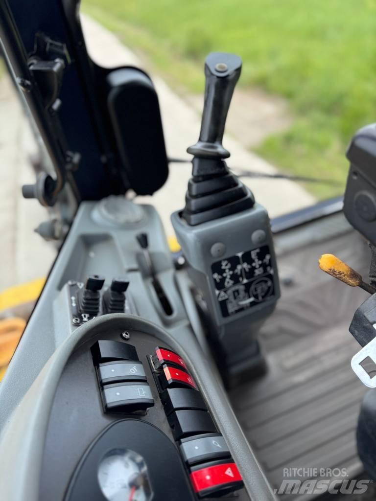 Volvo BL 71, JOYSTICK 백호로더