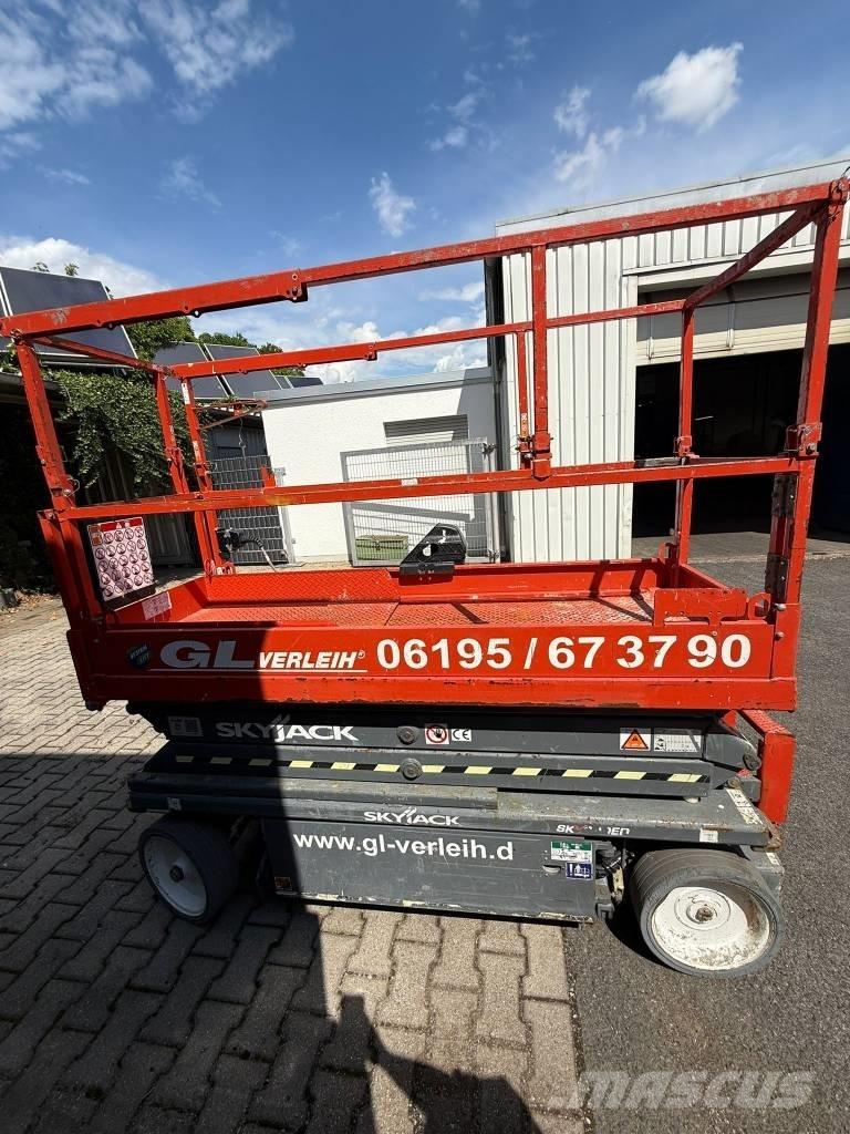 SkyJack SJ 3220 가위형 리프트
