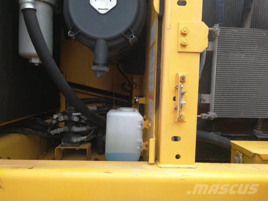 Komatsu pc200-8 대형 굴삭기 29톤 이상