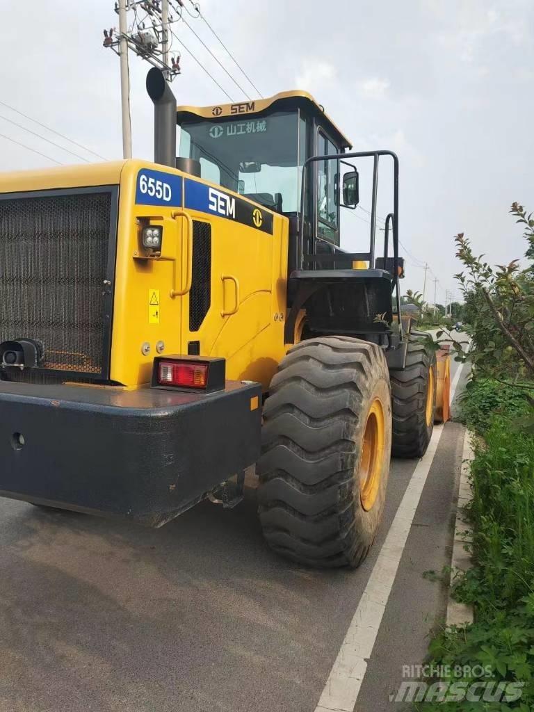 SEM 655D charger  휠로우더