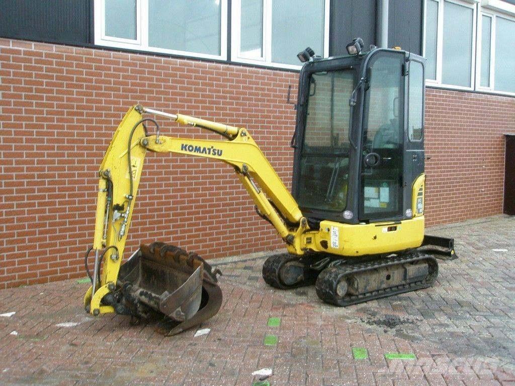 Komatsu PC16R-3HS 소형 굴삭기 7톤 미만