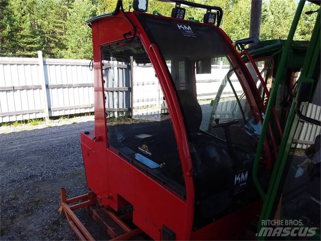 Komatsu 951 캐빈 및 인테리어