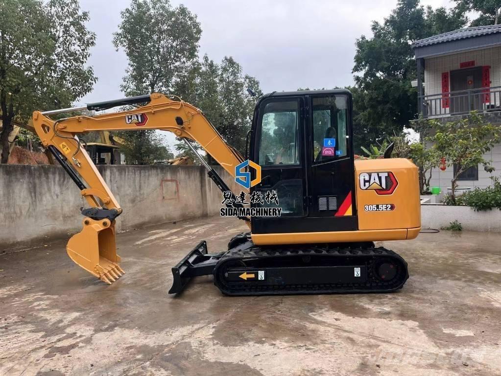 CAT 305.5E2 대형 굴삭기 29톤 이상