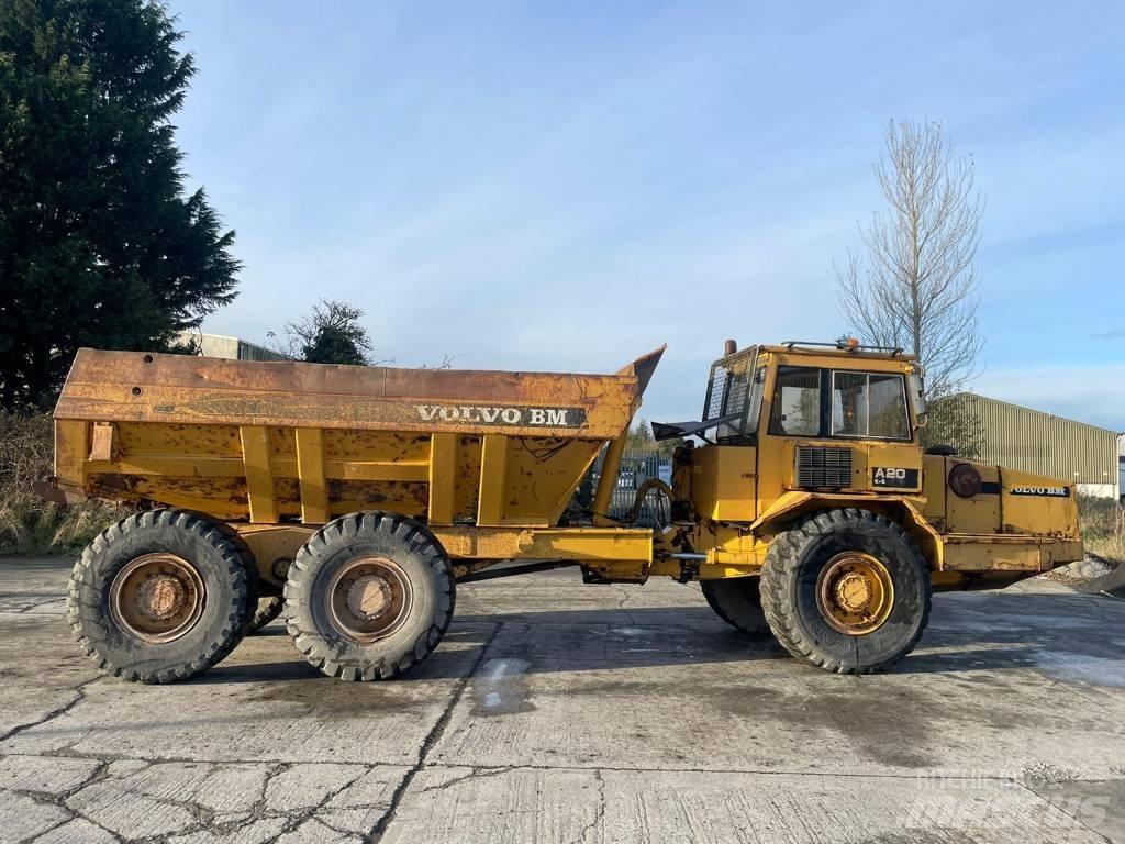 Volvo BM A 20 연결식 홀러