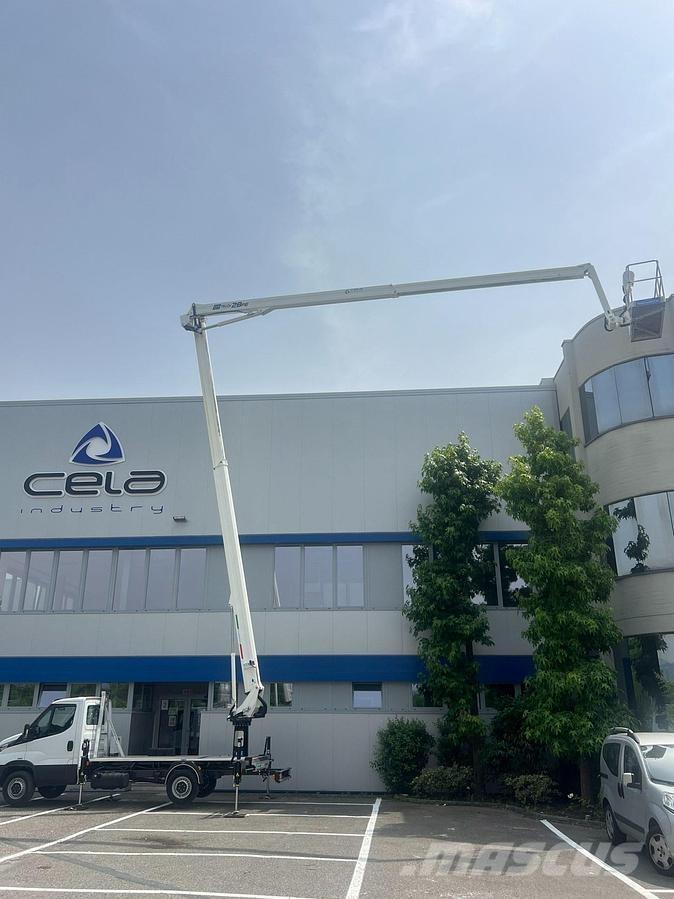 Cela DT 28 FE 기타 승강기와 플랫폼