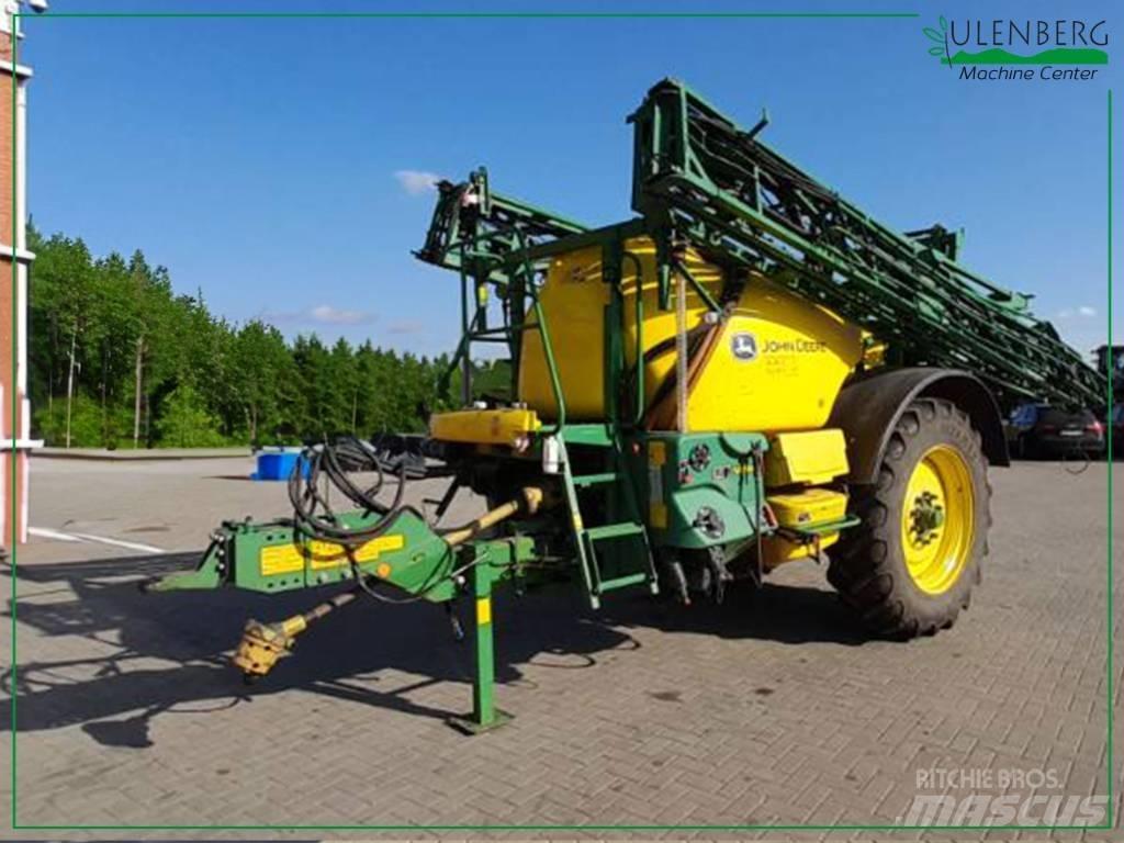 John Deere M 740 견인형 분무기