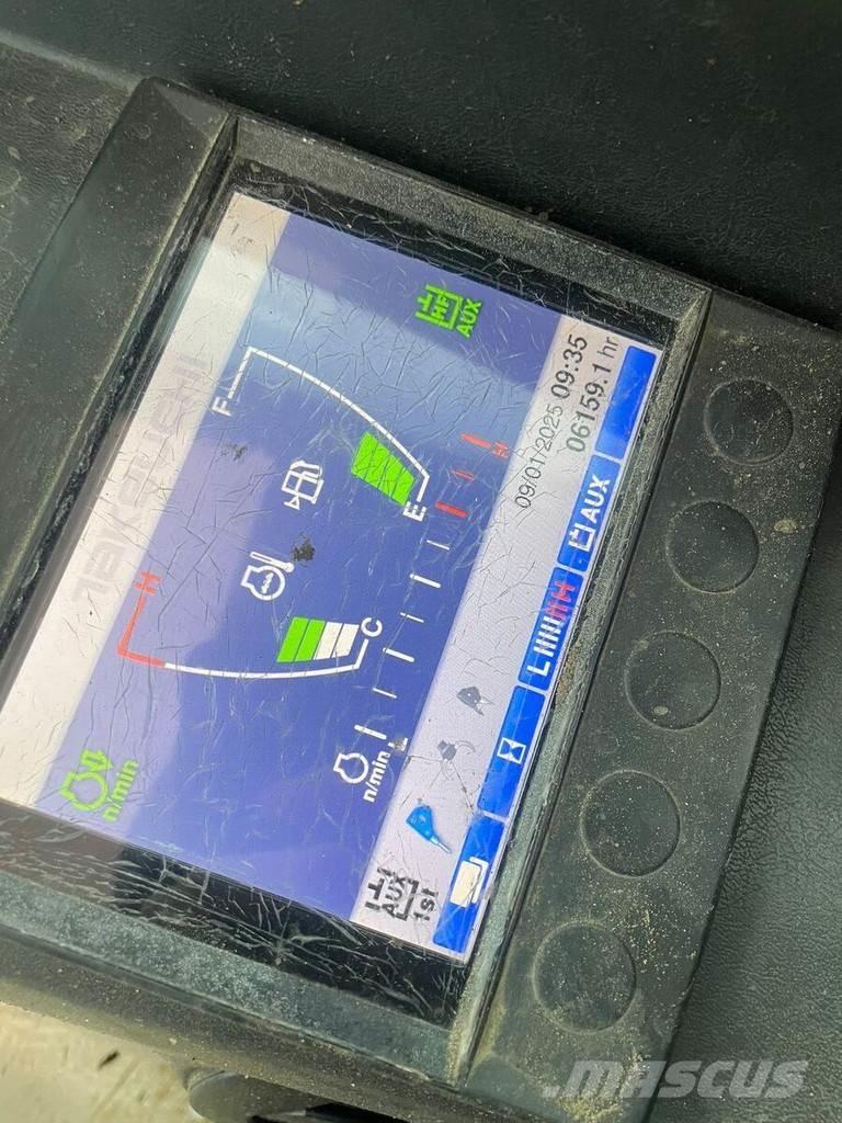 Takeuchi TB260 소형 굴삭기 7톤 미만