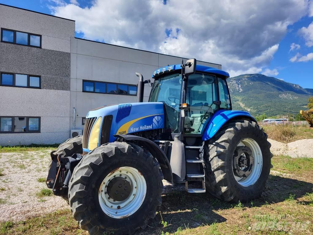 New Holland TG 285 트랙터