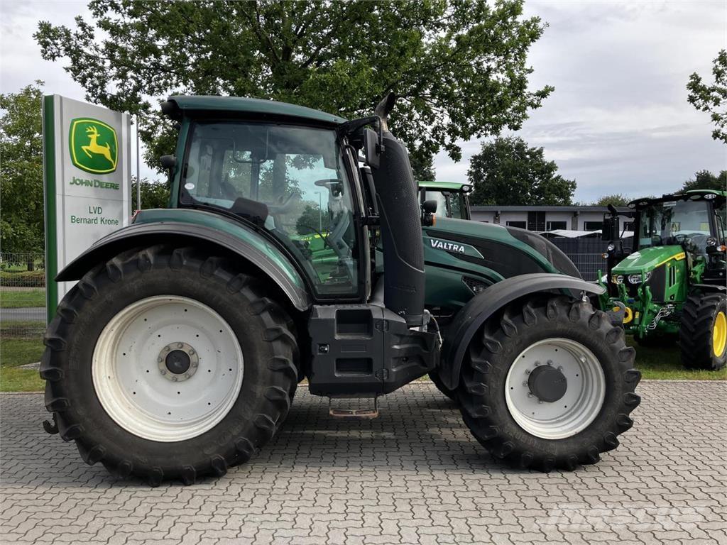 Valtra T174 Versu 트랙터
