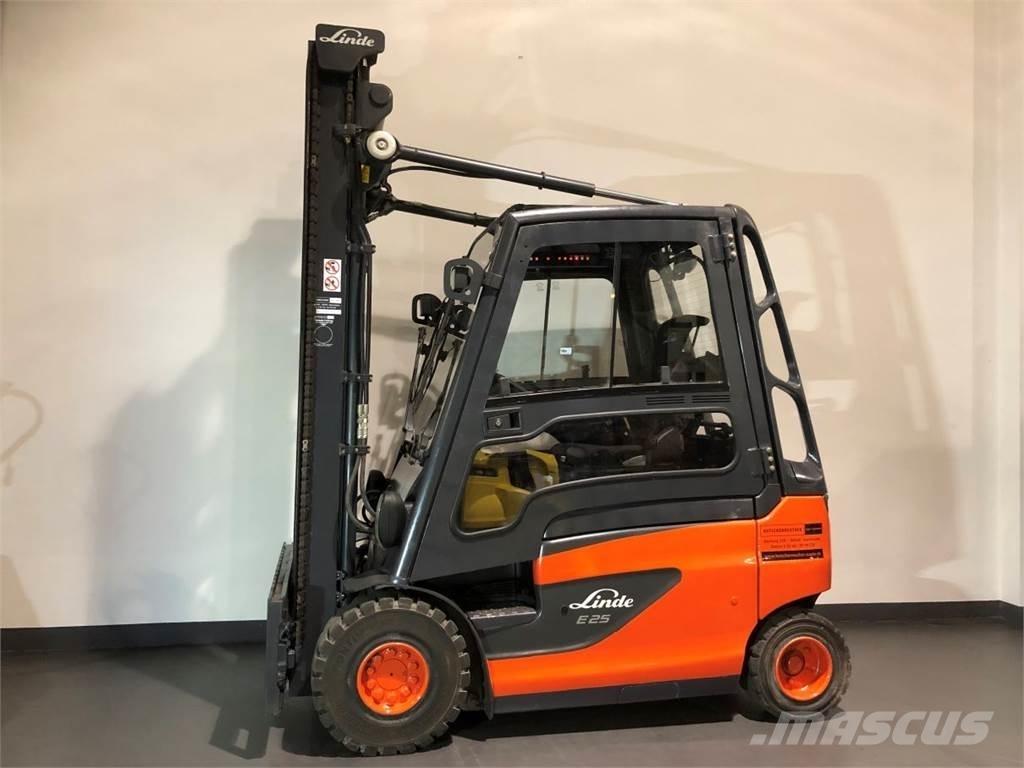 Linde E25-01 전동 지게차