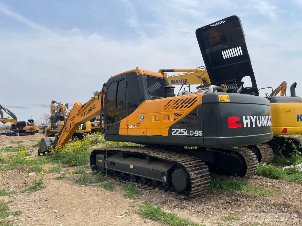 Hyundai 220LC-9S 대형 굴삭기 29톤 이상