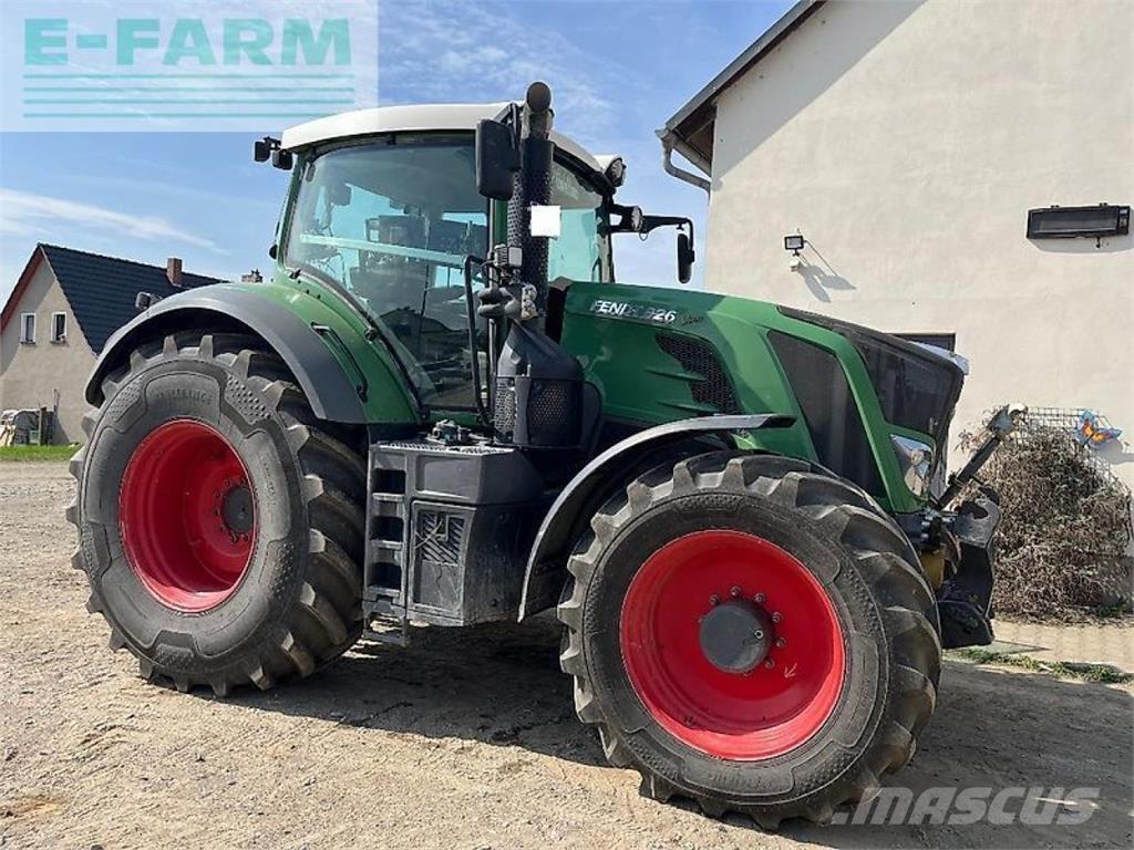 Fendt 826 vario 트랙터