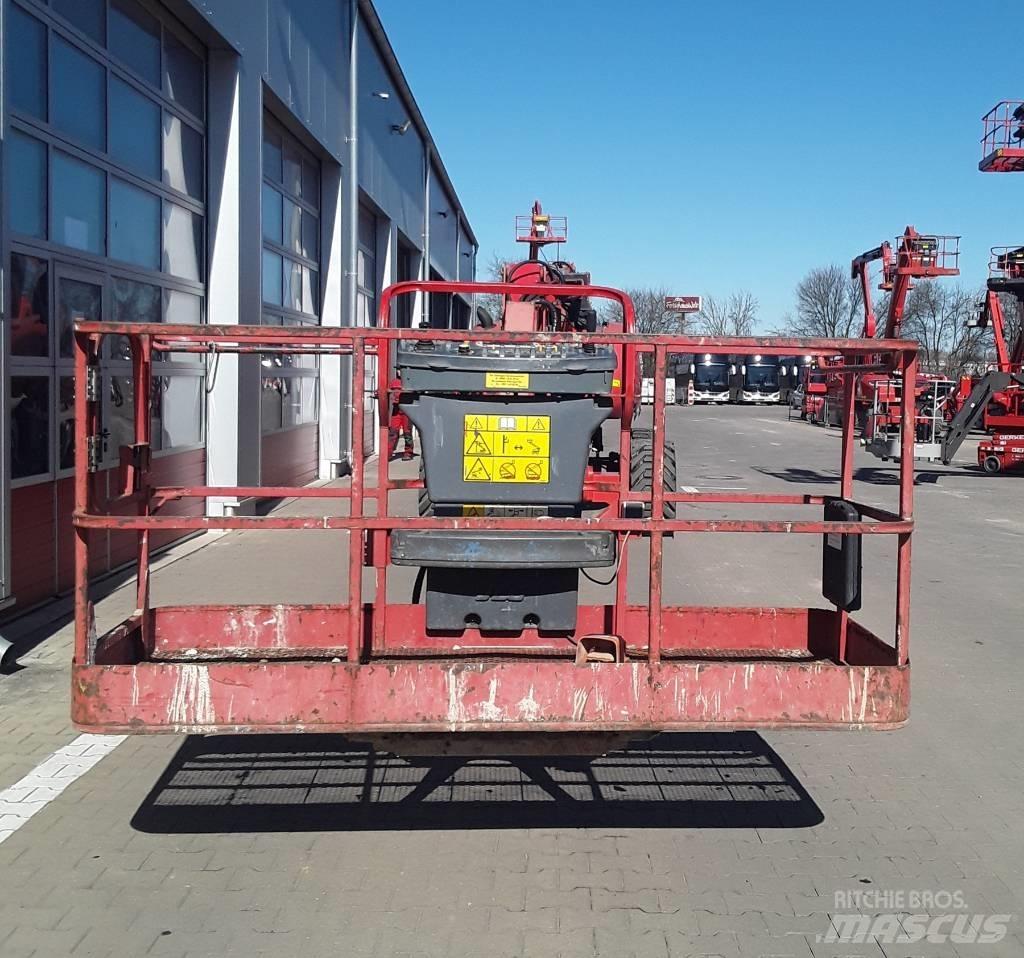 JLG 860 SJ 견인식 전동이동 리프트