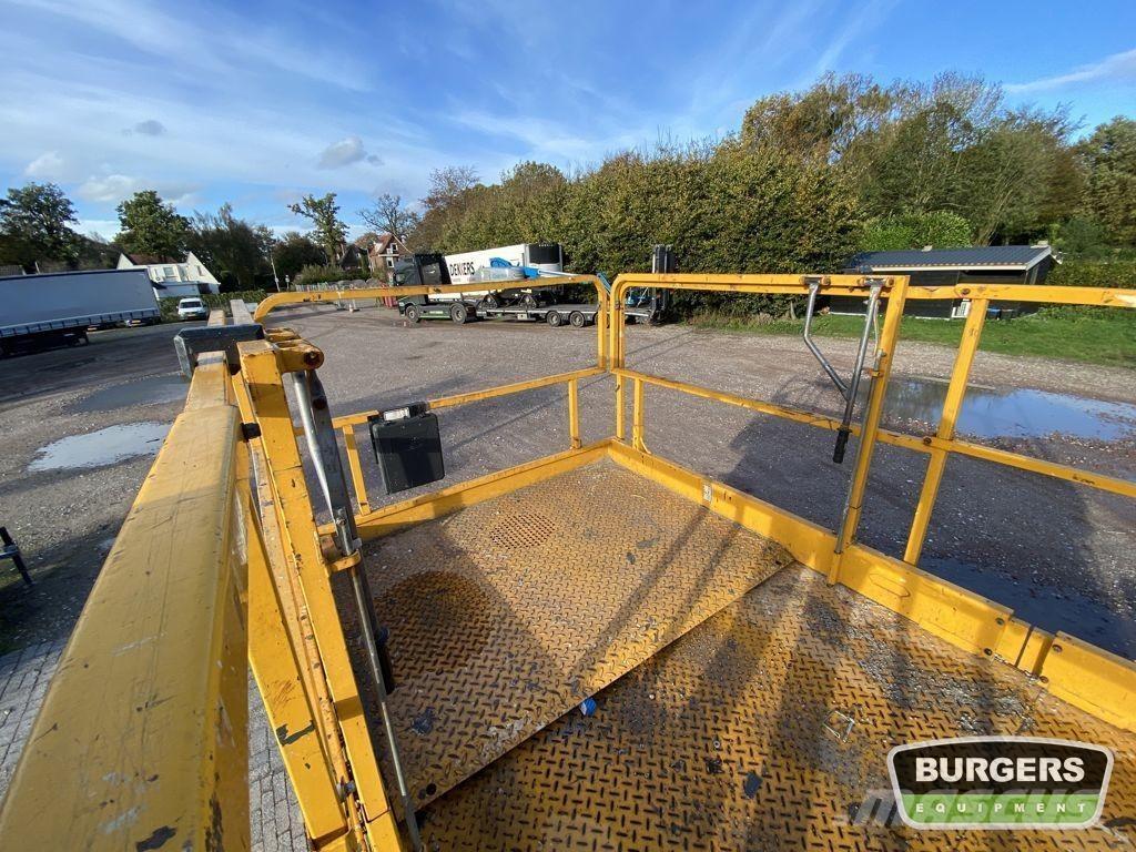 Haulotte H18SDX 가위형 리프트