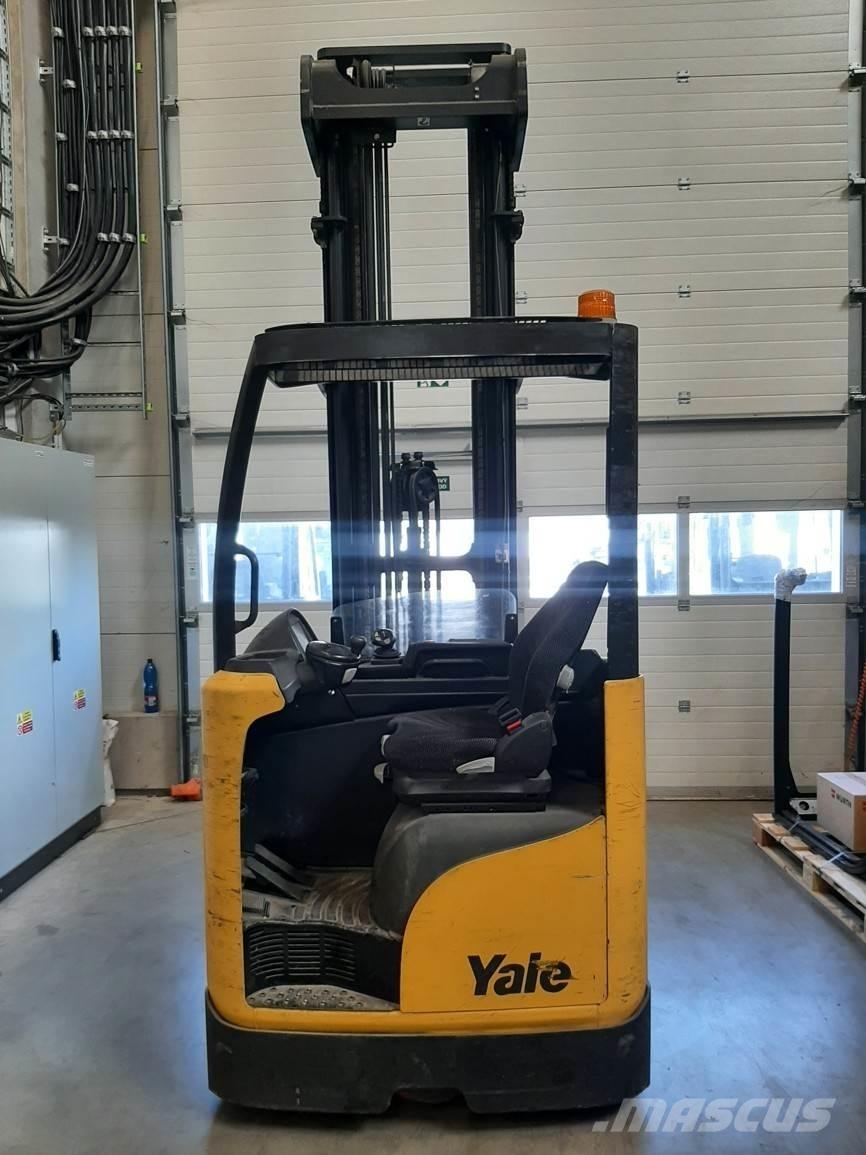 Yale MR14 리치 트럭