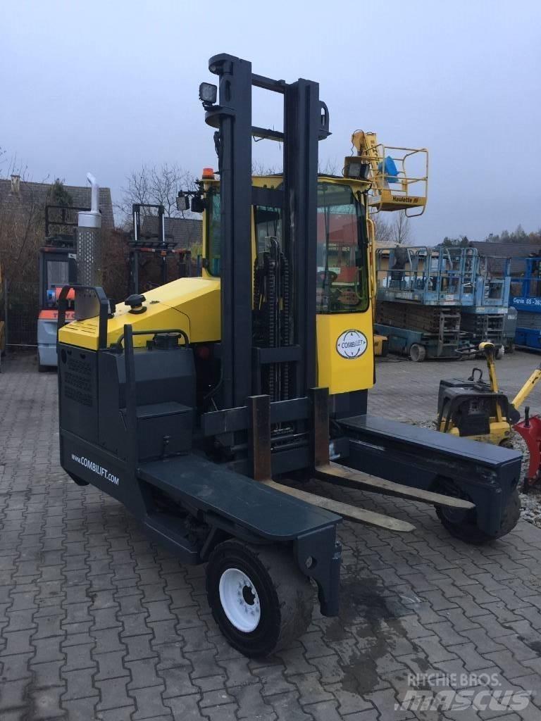 Combilift C5000XL 4방향 리치트럭