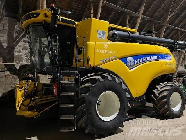 New Holland CR10.90 콤바인 수확기