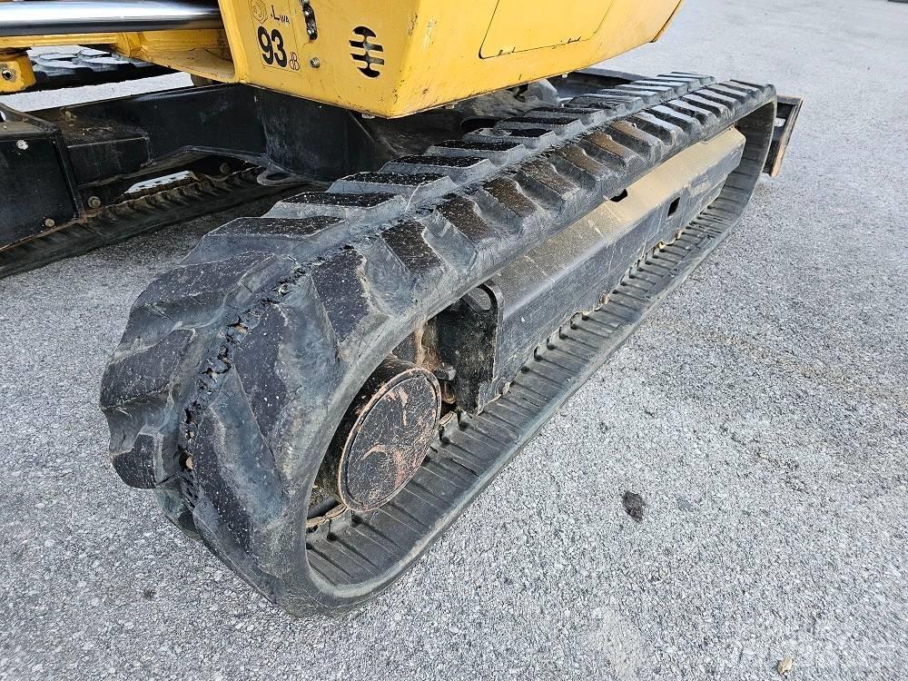 CAT 302.7 D CR 소형 굴삭기 7톤 미만