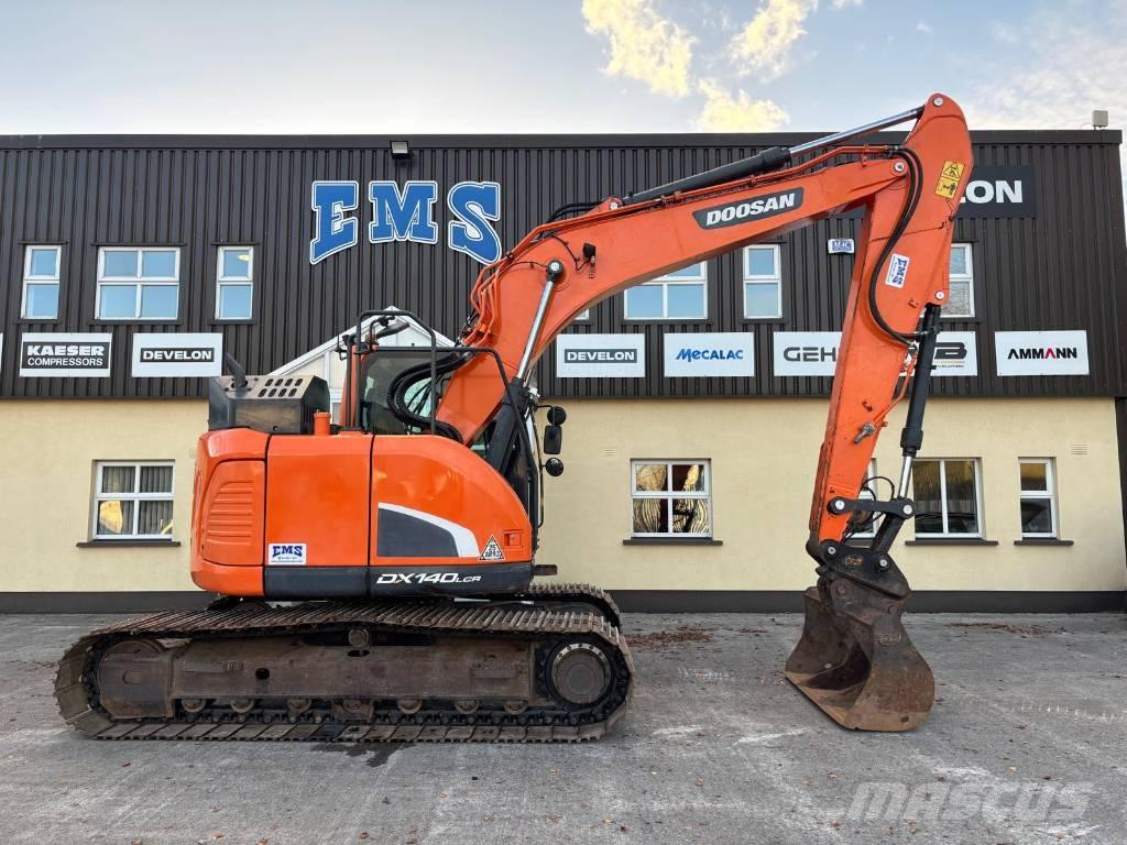 Doosan DX 140 LCR-5 대형 굴삭기 29톤 이상