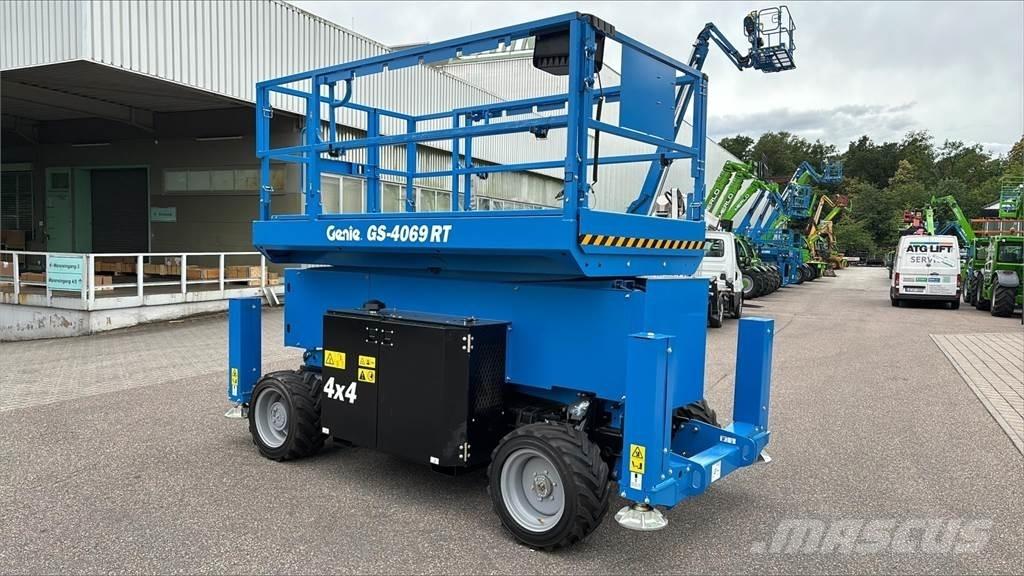 Genie GS-4069 RT 가위형 리프트