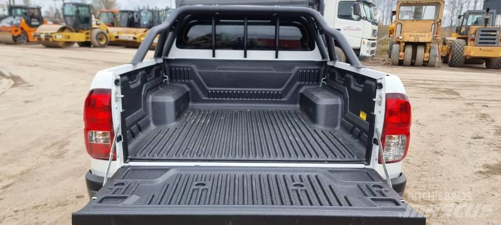 Toyota Hilux 픽업/드롭사이드
