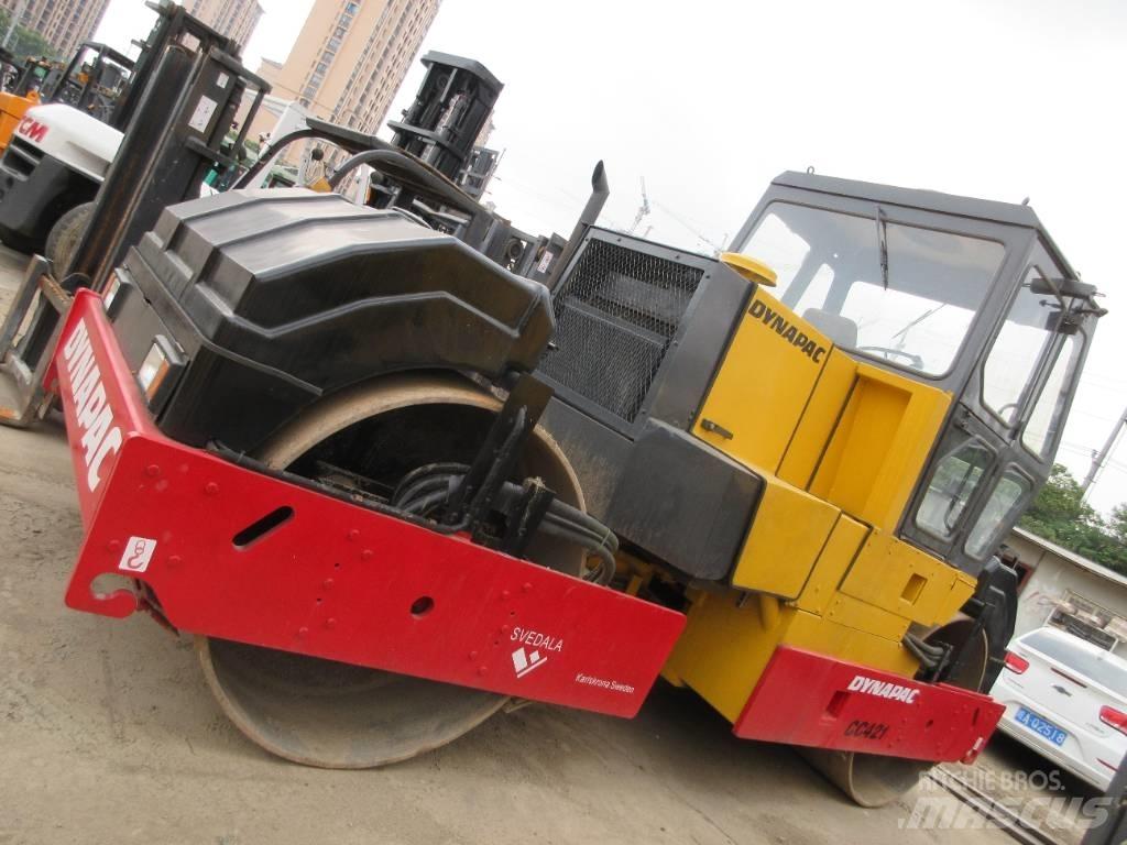 Dynapack CC421 기타