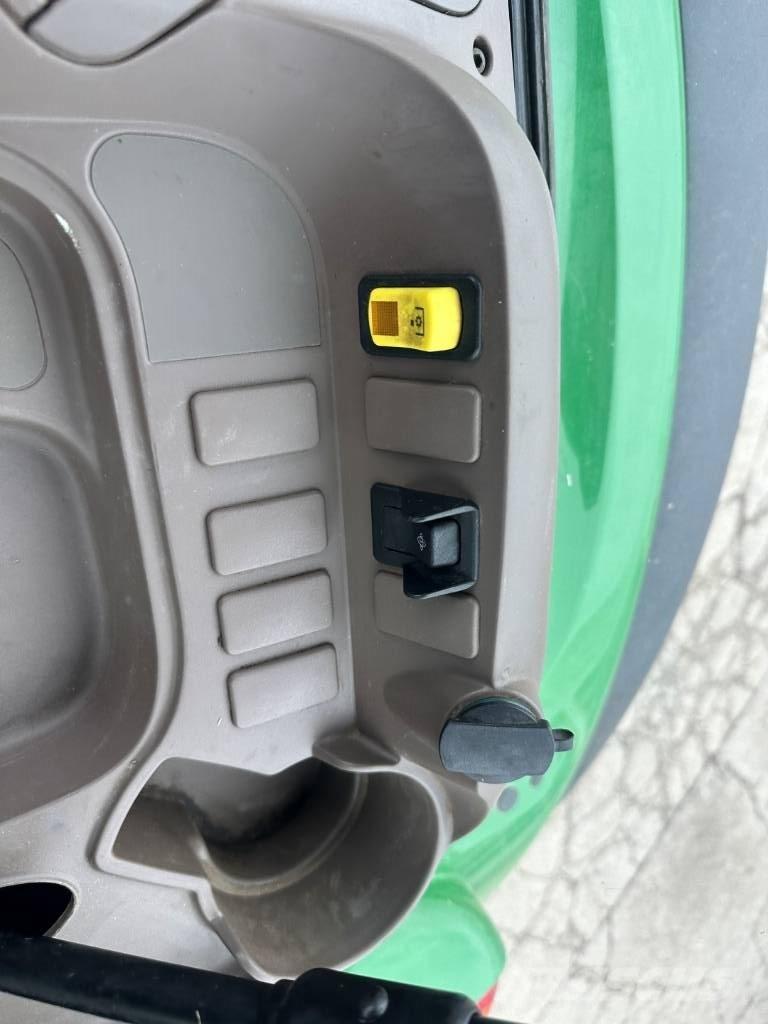 John Deere 5090 M 트랙터