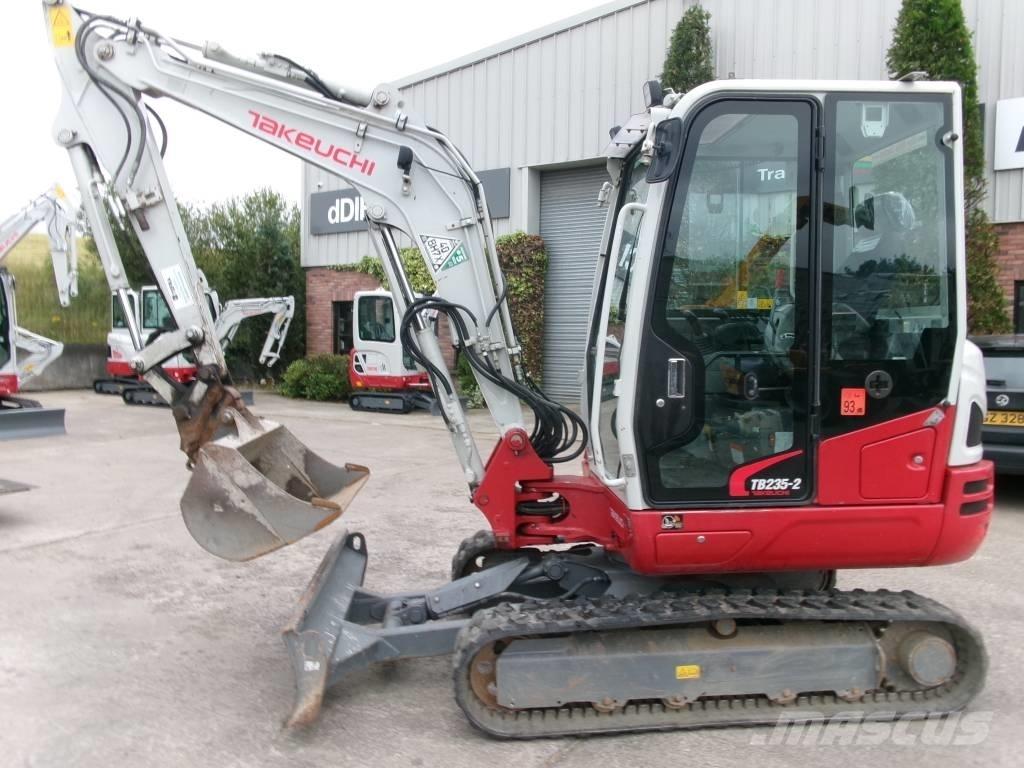 Takeuchi TB235-2 소형 굴삭기 7톤 미만
