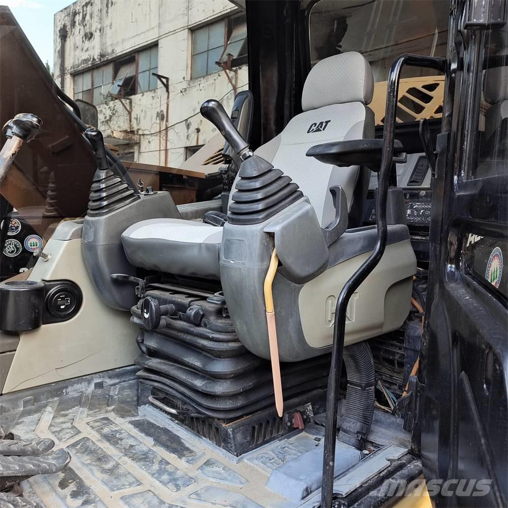 CAT 307 대형 굴삭기 29톤 이상