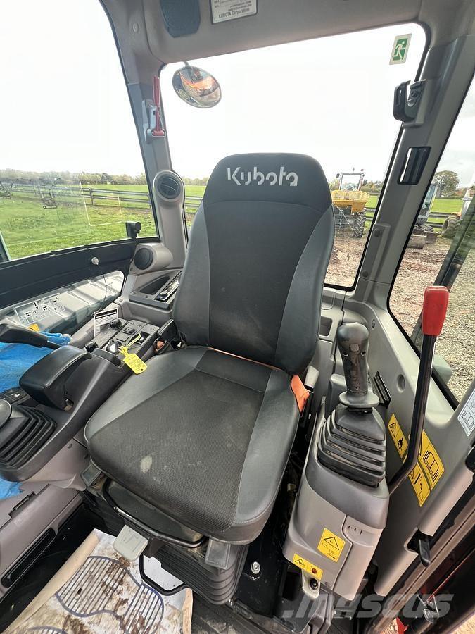 Kubota U56-5 특수 굴삭기
