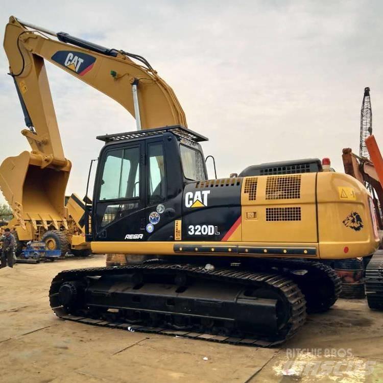 CAT 320D 대형 굴삭기 29톤 이상