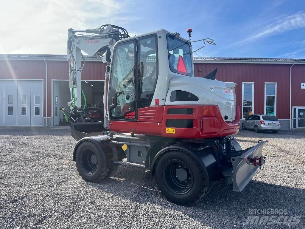 Takeuchi TB 395 W  휠 굴삭기